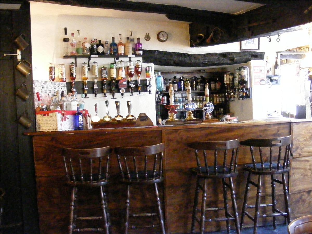 The Tree Inn Bude Buitenkant foto
